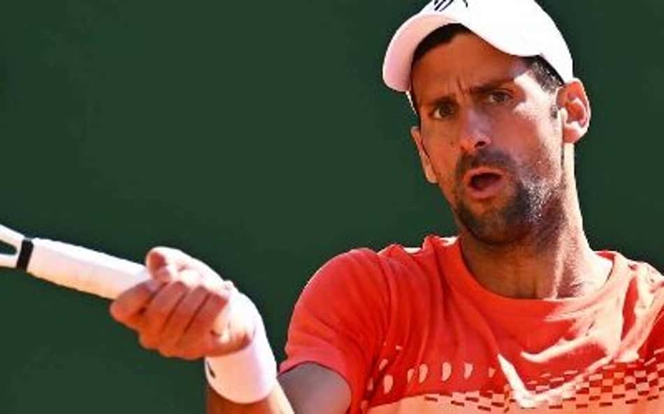 Djokovic encara argentino na estreia em Roma. Swiatek pega russa