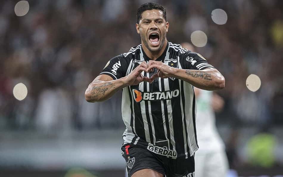 Hulk quer o Atlético-MG com os pés nos chão depois da quarta vitória seguida do time