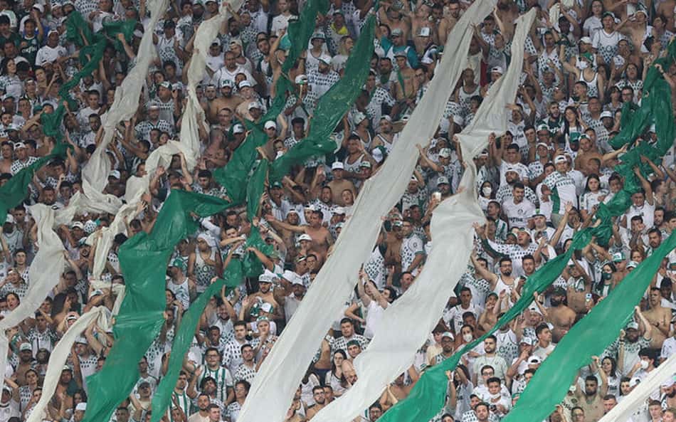 Os clubes brasileiros com mais sócios-torcedores