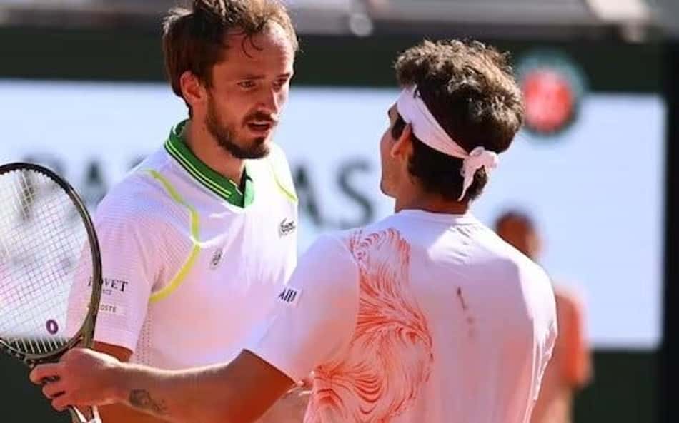 Medvedev exalta Wild após vitória em Roland Garros