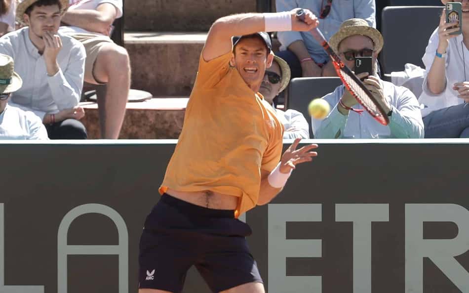 Murray frustra Assche e aguarda Bublik na semi em Aix-en-Provance