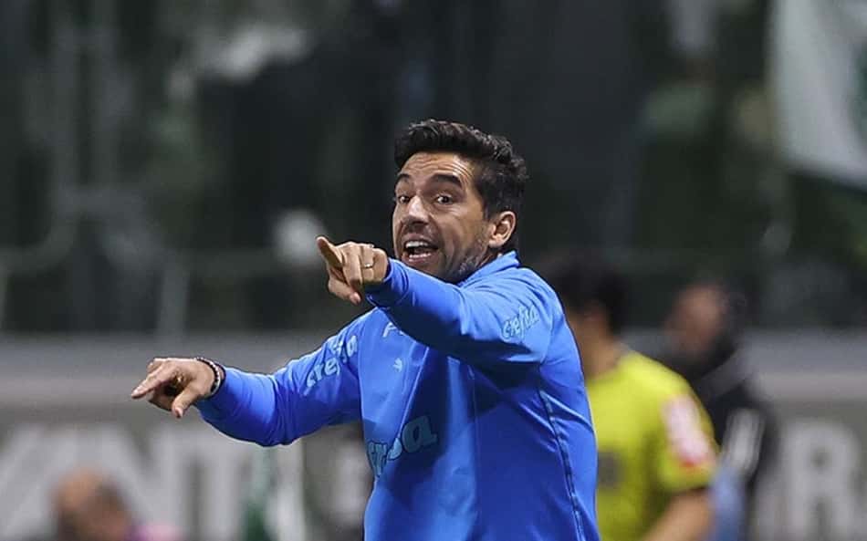 Abel Ferreira se manifesta sobre esquema de apostas depois de vitória do Palmeiras: 'O futebol vai sobreviver'