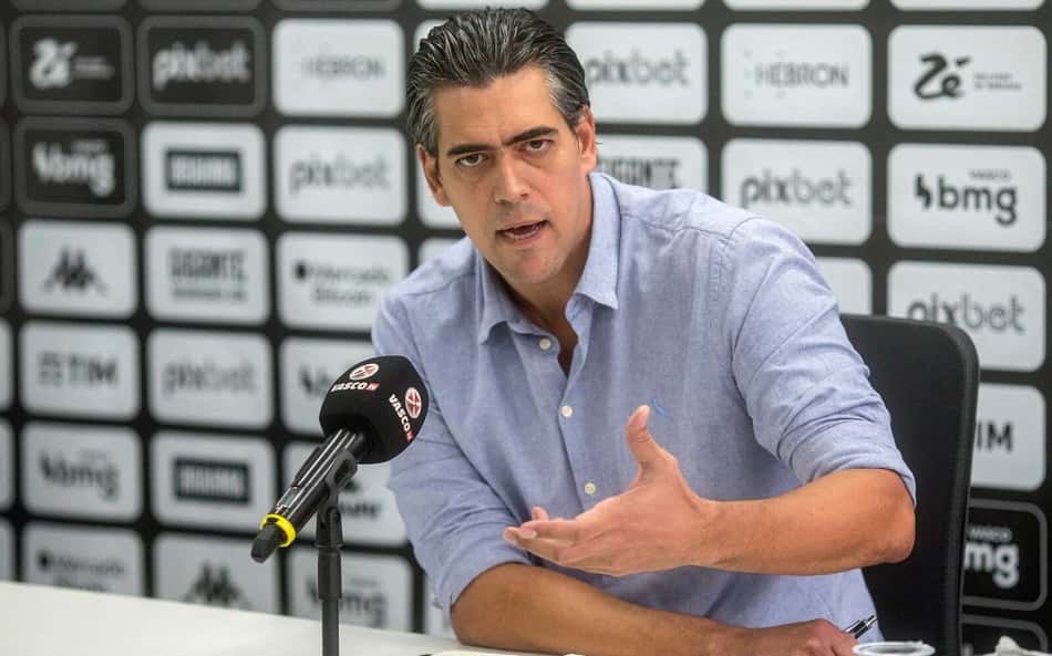 Posição carente: relembre as buscas do Vasco para o meio-campo