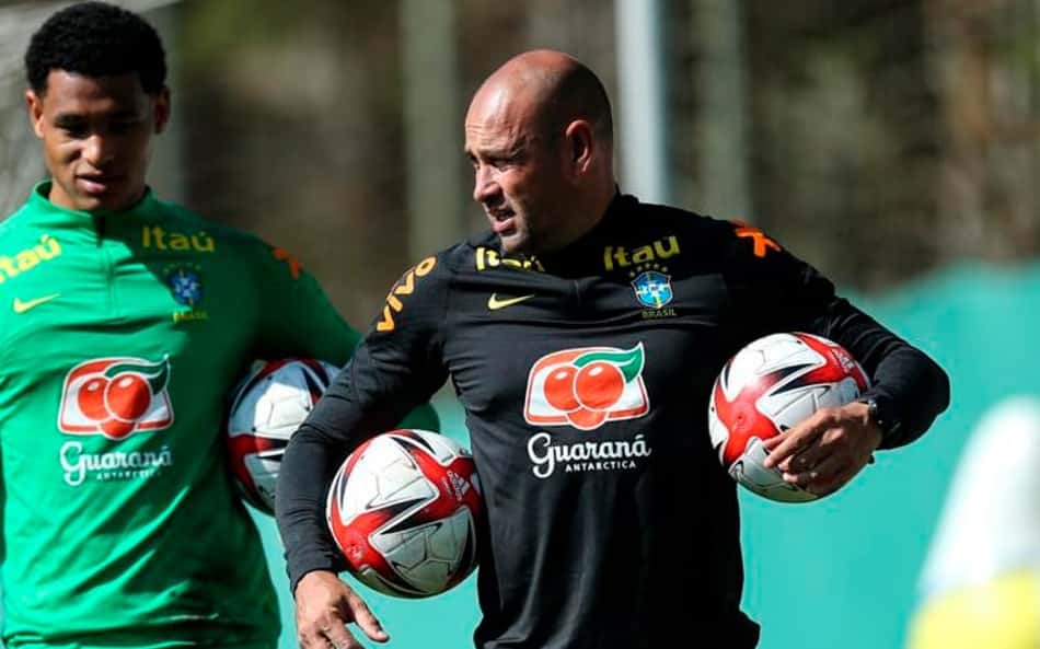 Flamengo acerta a contratação do preparador de goleiros do Atlético-MG, a pedido de Sampaoli
