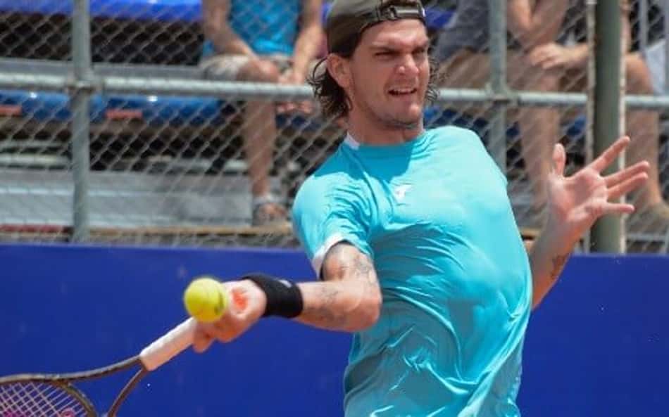 Thiago Wild vai à 2ª rodada do quali de Roland Garros