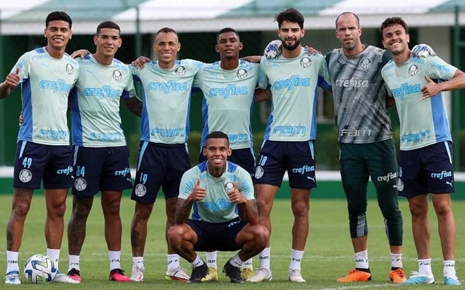 Palmeiras se reapresenta após goleada e já foca no duelo com o Bragantino pelo Brasileirão