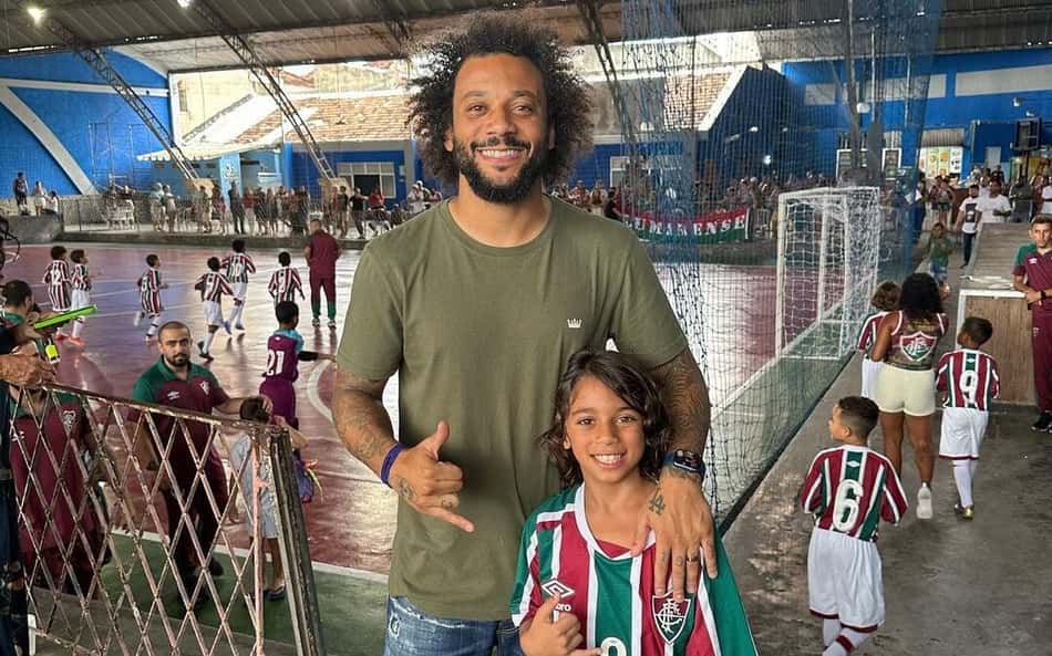 Marcelo registra drible e golaço de filho no futsal do Fluminense; veja o lance