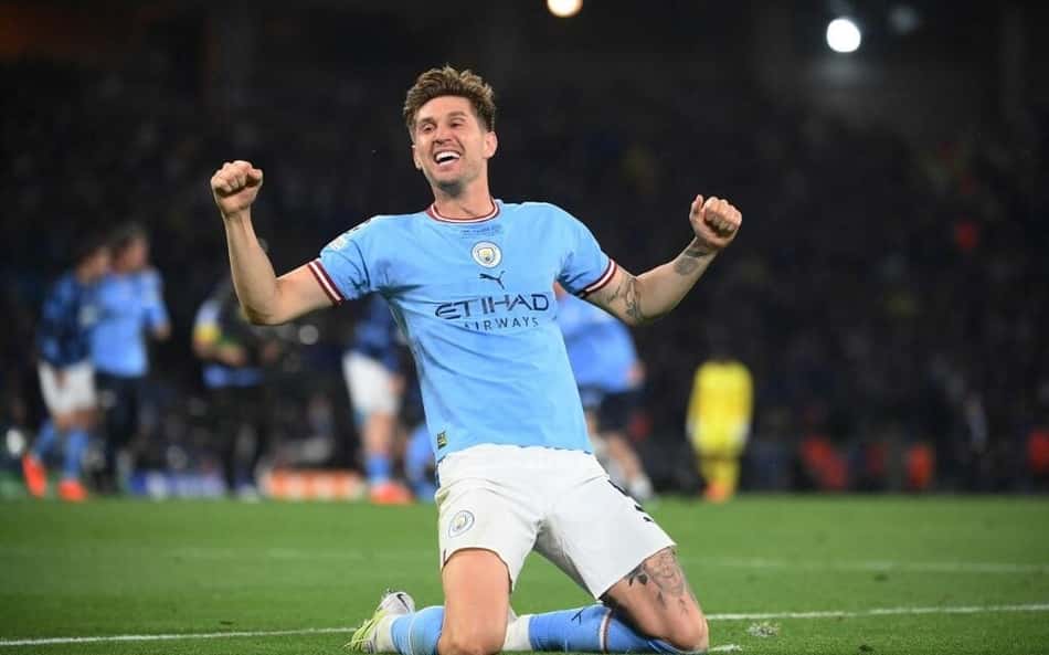 Polivalente, John Stones relembra derrota para o Chelsea e comemora Champions League do Manchester City: 'É um sonho'