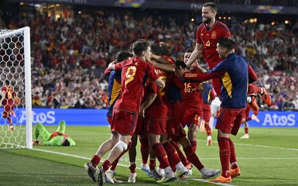 Liga das Nações: Unai Simón vira herói, Espanha vence a Croácia nos pênaltis e volta a ser campeã após 11 anos de espera