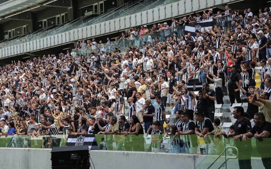 Atlético-MG estuda dobrar capacidade da Arena MRV para o 'Jogo das Lendas', em julho