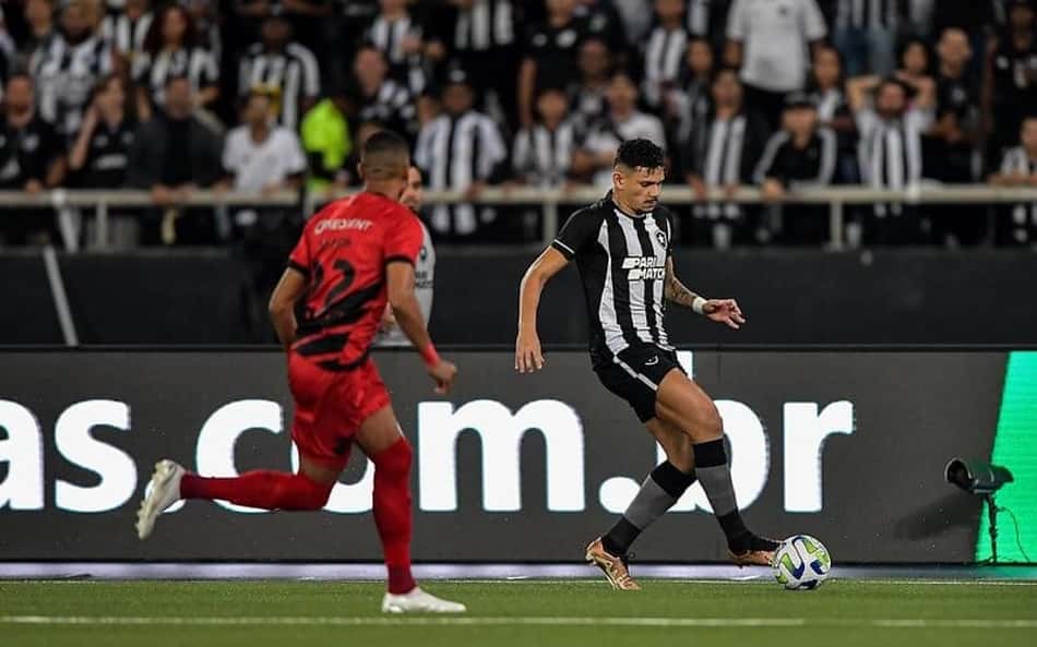 Botafogo busca apagar fantasma para manter protagonismo no Brasileirão