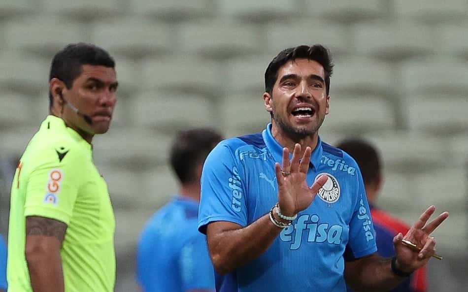 OLHAR DO PORCO: Por um Palmeiras quente, Abel precisa de mais cabeça fria