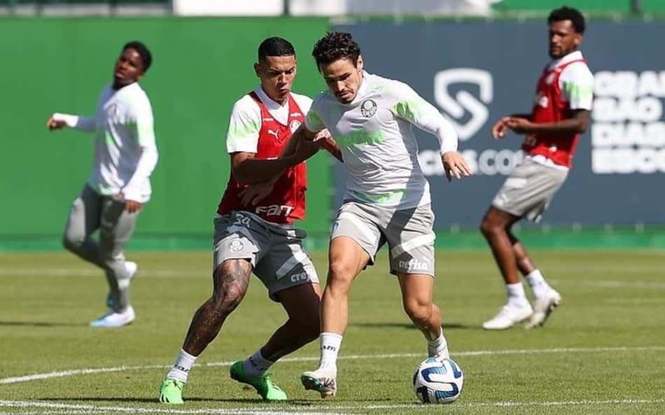 Palmeiras se reapresenta após vitória e inicia preparação para duelo da Libertadores
