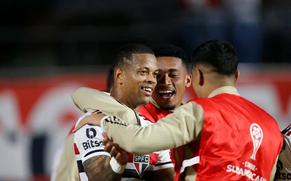 Destaque da noite de gala do São Paulo, Caio festeja evolução com chegada de Dorival