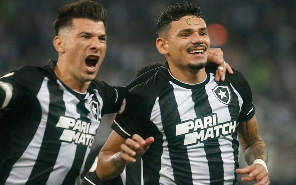 Da crise até ascensão: relembre os altos e baixos do Botafogo no primeiro semestre de 2023