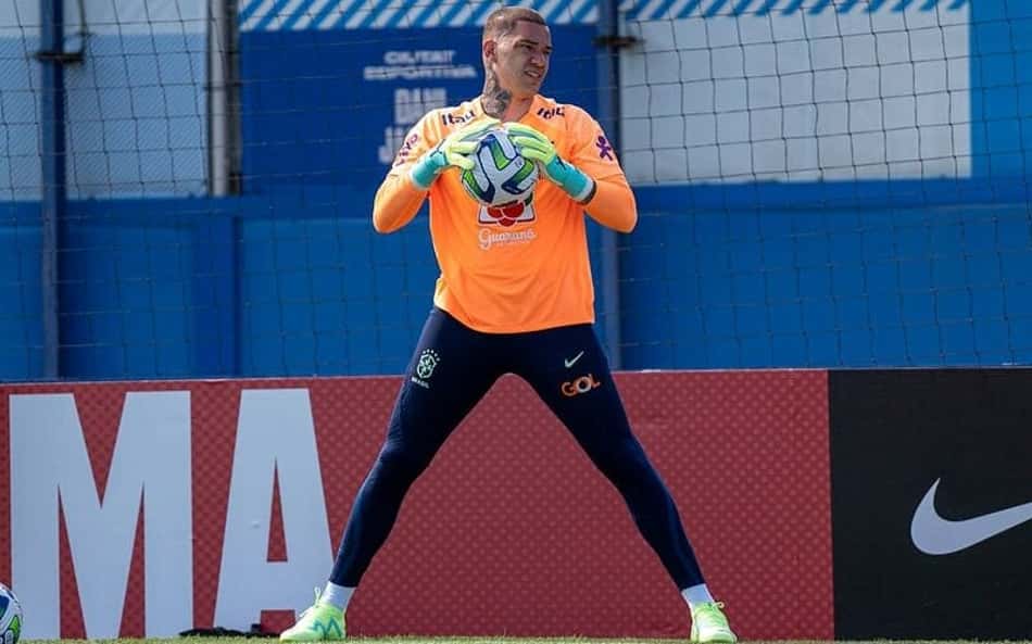 Chegou a hora? Ederson chega com moral na Seleção Brasileira após ser decisivo em título da Champions