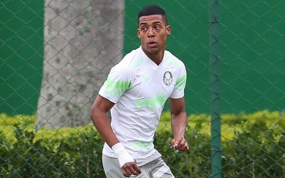 Vanderlan afirma estar 'pronto' para ser titular no Palmeiras e projeta duelo com o Bahia