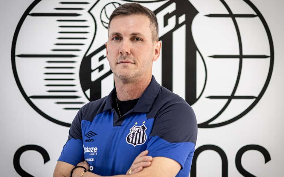 Paulo Turra projeta Santos para resto da temporada e quer mudança no vestiário: 'Vamos colocar em ebulição'