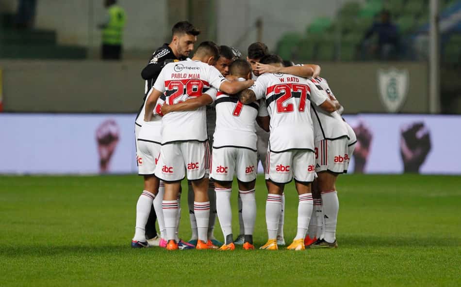 ANÁLISE: São Paulo peca nas finalizações e perde para o Cruzeiro sem sofrer chute ao gol