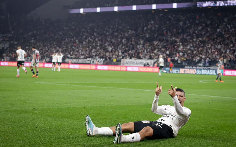 Após classificação na Copa do Brasil, Corinthians provoca Atlético-MG nas redes sociais