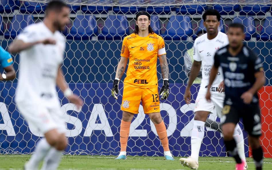 Cássio cobra elenco após eliminação na Libertadores: 'Ver quem é jogador para o nível do Corinthians'