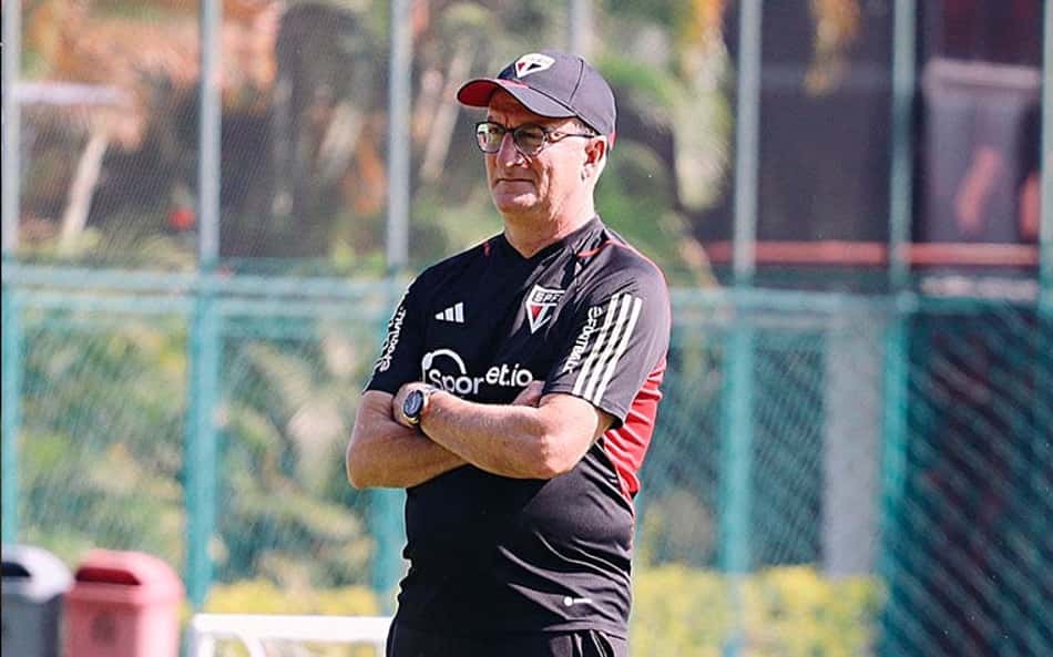 Escalação do São Paulo: time misto ou titular? Três ou dois zagueiros? As dúvidas de Dorival para encarar o Tolima