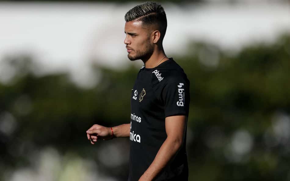 Com retorno de meia, Corinthians se reapresenta e inicia preparação para encarar o Liverpool-URU