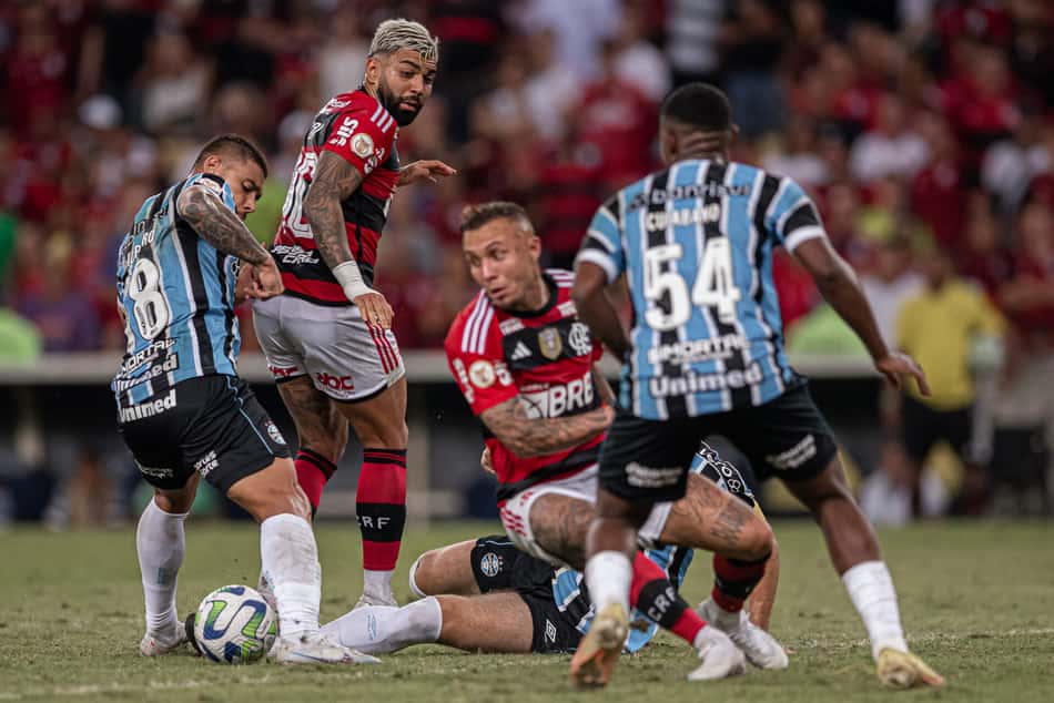 Grêmio e Flamengo descobriram nesta segunda-feira (17) a ordem dos mandos de campo pela semifinal da Copa do Brasil 