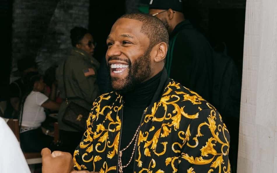 Luta entre Floyd Mayweather e neto de mafioso termina em briga generalizada; assista