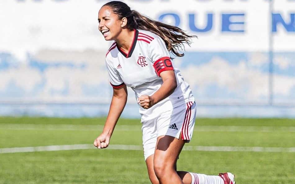 Zagueira do Flamengo tem o esporte no DNA da família