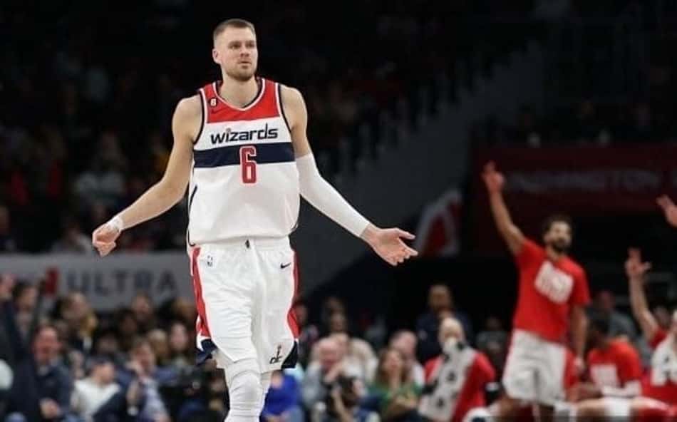 Troca de Kristaps Porzingis para o Boston Celtics tem novos capítulos e outro time entra no negócio