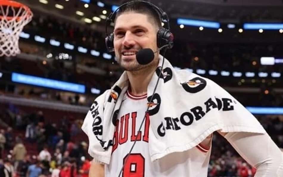 Bulls fecha extensão contratual com Nikola Vucevic
