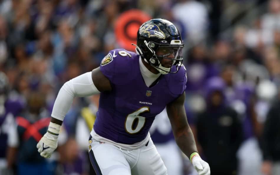 Patrick Queen vê recusa do Baltimore Ravens por opção de quinto ano como 'bênção disfarçada'