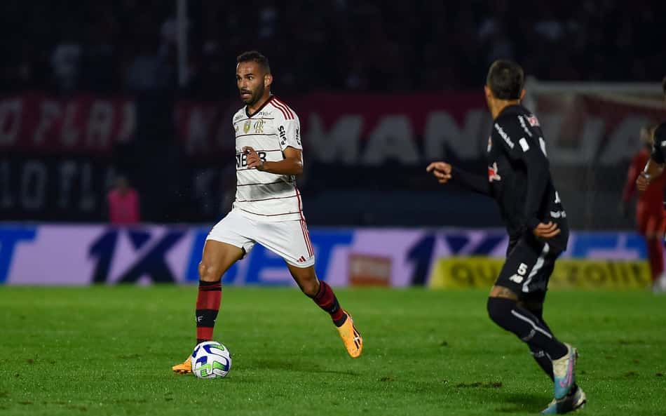 ATUAÇÕES: Flamengo é goleado pelo Bragantino e Thiago Maia recebe pior nota