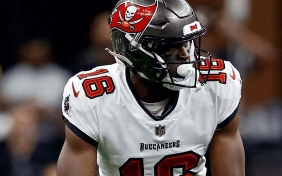 Indianapolis Colts contrata wide receiver Breshad Perriman