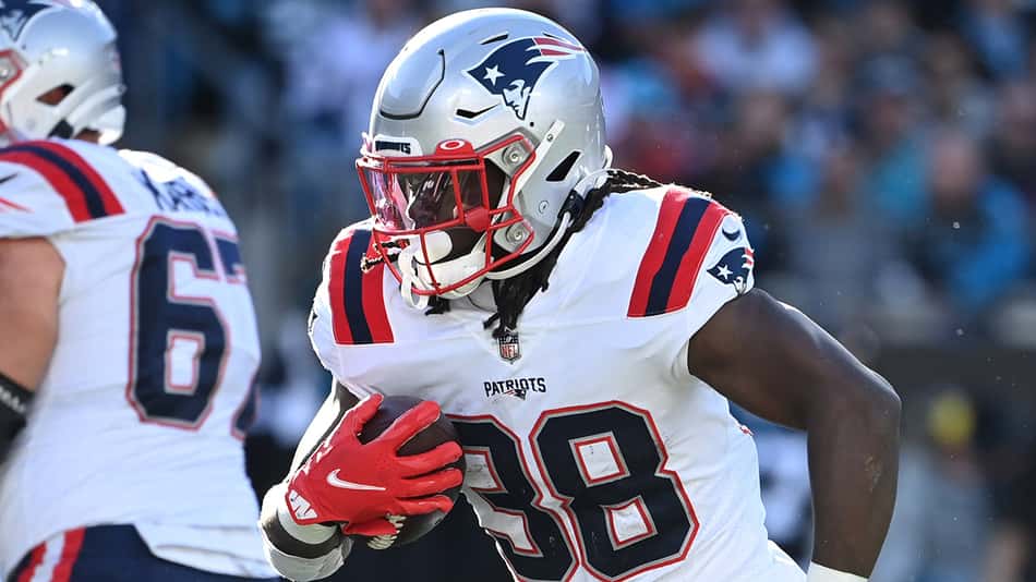 NFL: New England Patriots at Carolina Panthers