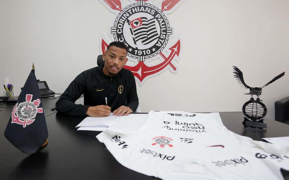 Corinthians estende empréstimo com Ruan Oliveira, novo xodó de Luxemburgo