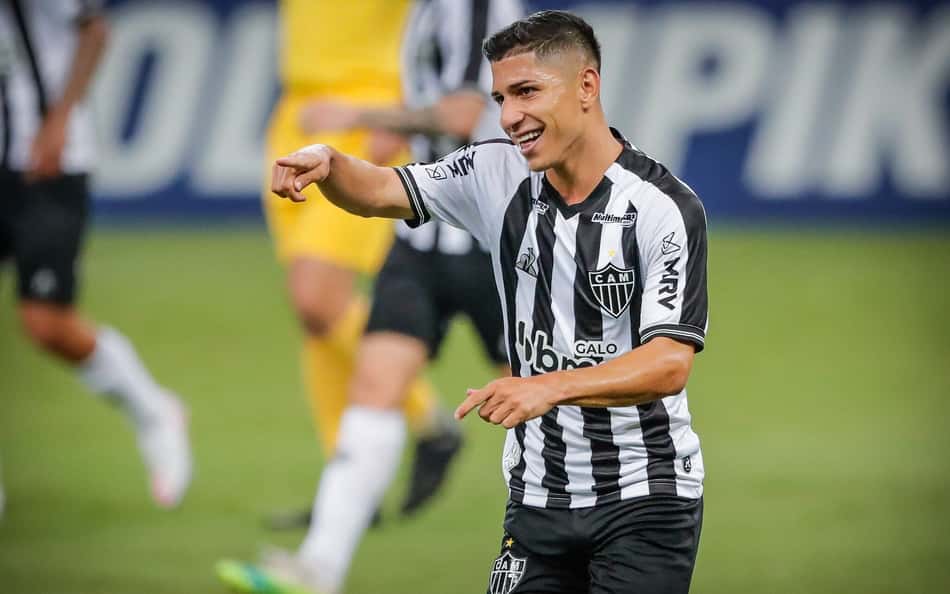 São Paulo formaliza proposta para contratar ex-Atlético-MG, mas quer começar a pagar só ano que vem