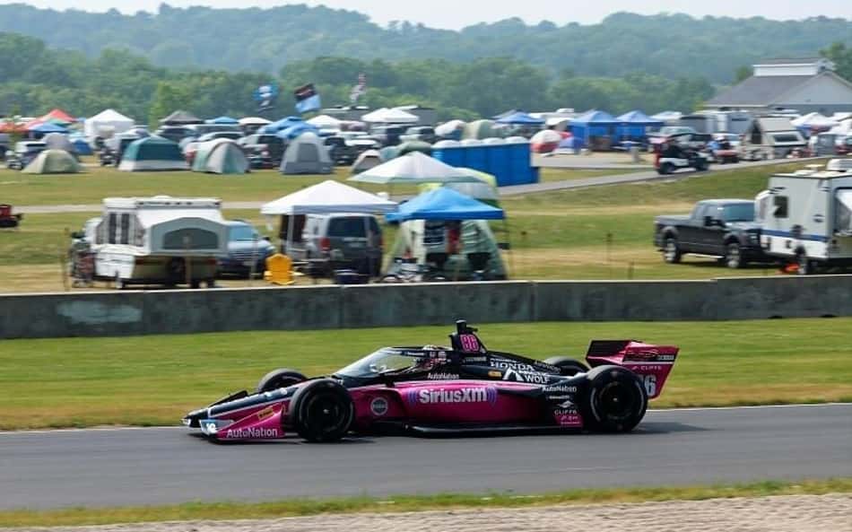 Papo com Castroneves: um autógrafo e uma foto nunca são, apenas, um autógrafo e uma foto