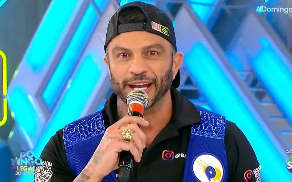 Kleber Bambam e Popó Freitas trocam xingamentos e ameaças ao vivo no SBT