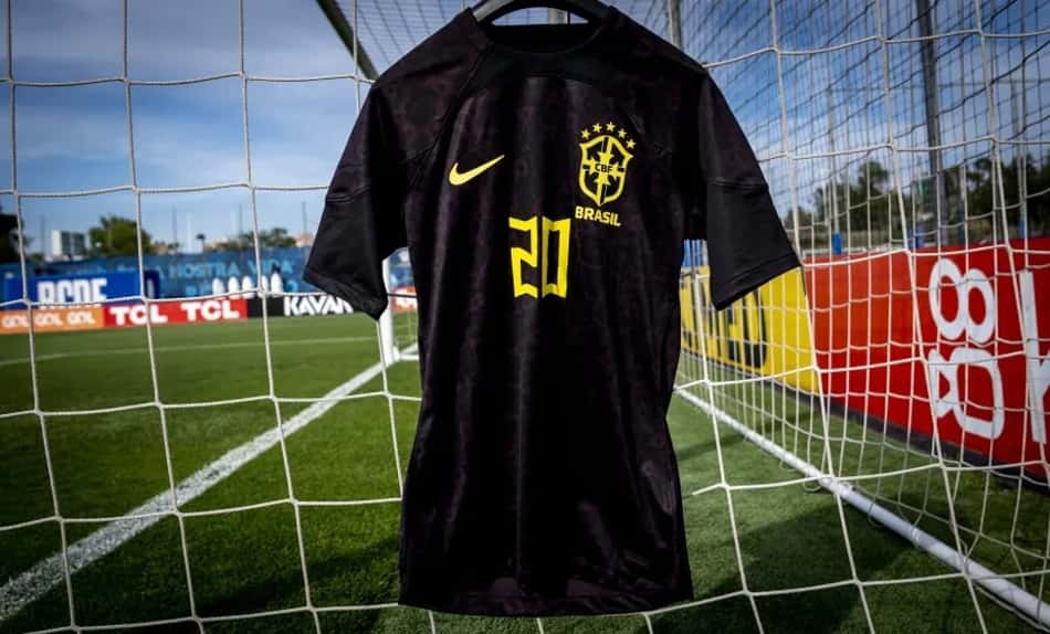Camisa preta da Seleção Brasileira, lançada pela Nike para 2023