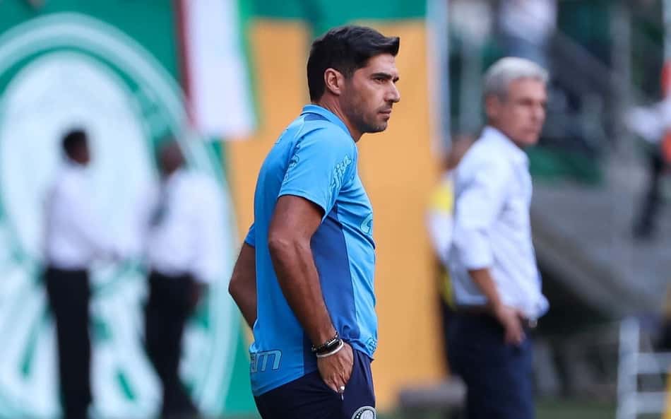 VÍDEO: Abel Ferreira rechaça polêmica com Luis Castro após Palmeiras x Botafogo: 'Não criem onde não existe'