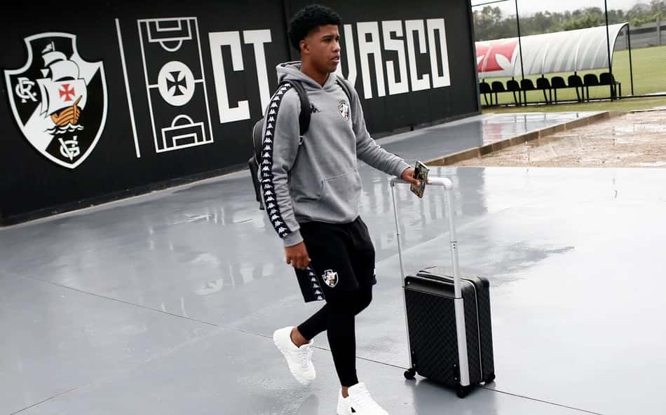 Em fim de empréstimo com o Vasco, Andrey Santos consegue visto para fazer pré-temporada com o Chelsea