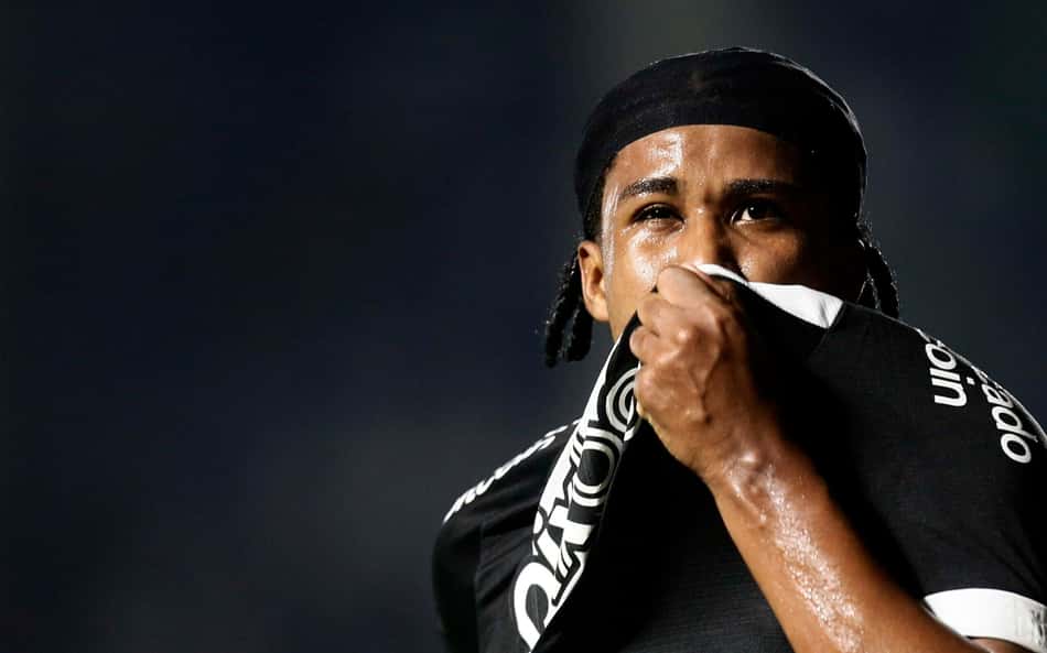 Andrey Santos se despede do Vasco nas redes sociais e lamenta: 'Não saiu como esperávamos'