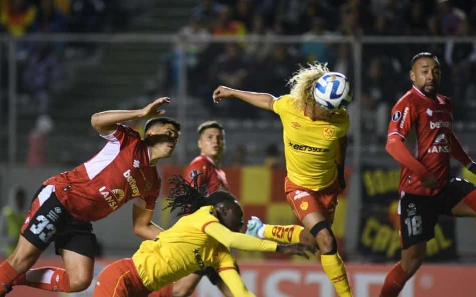 Empate entre Aucas e Ñublense deixa o Flamengo em situação confortável na Libertadores