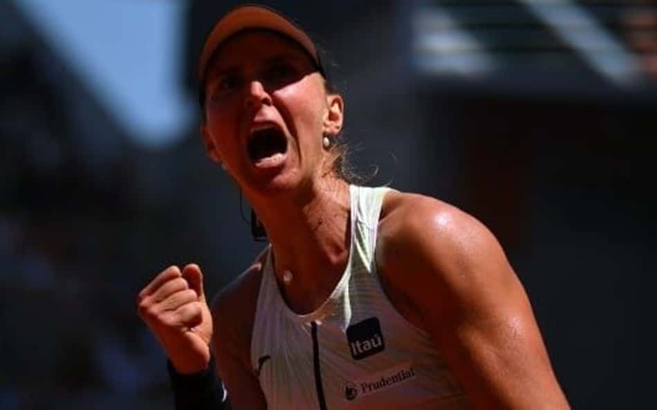 Bia Haddad vibra com vitória em Roland Garros: 'Me puxei ao limite'