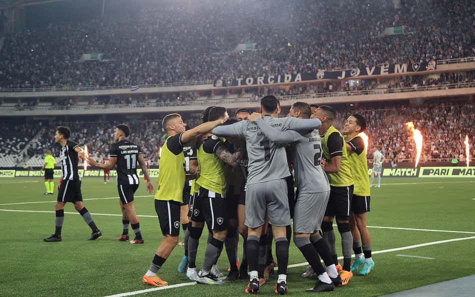ANÁLISE: 'Artes de Luís Castro' recompensam o Botafogo com mais uma rodada na liderança do Brasileirão