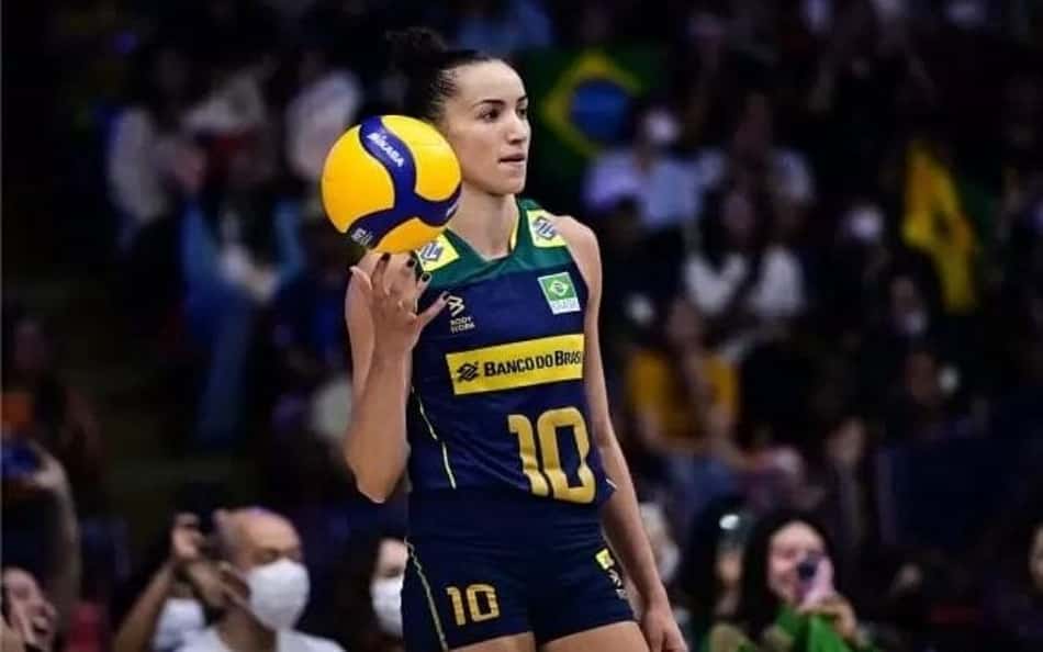 Gabi reconhece o mal desempenho do Brasil contra a Turquia, mas acredita no elenco 'Vamos seguir trabalhando para evoluirmos como equipe'