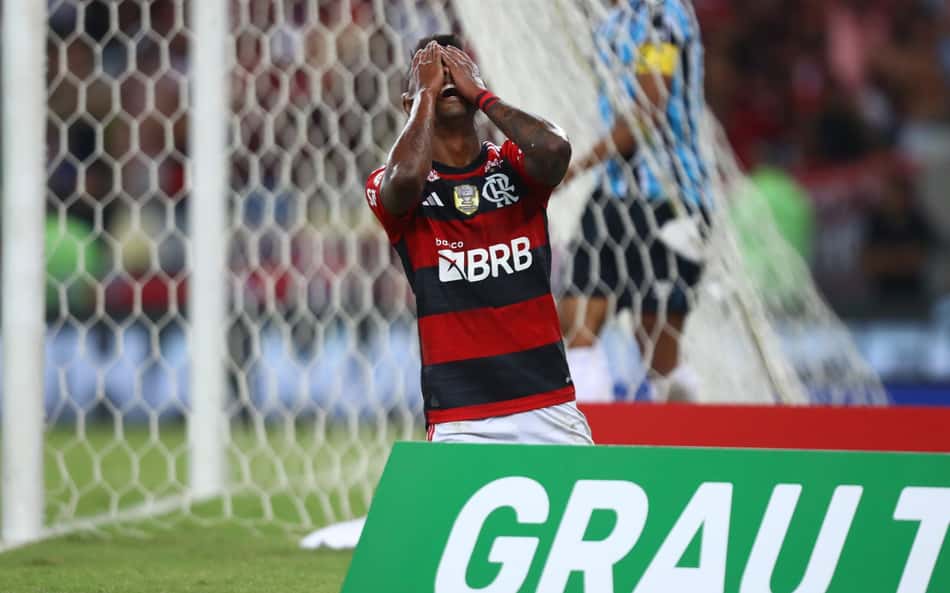 Torcedores do Flamengo se emocionam com gol de Bruno Henrique: 'Chorei junto'
