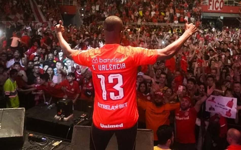 Enner Valencia não estipula data para estrear no Inter: 'Vamos ver no dia a dia'